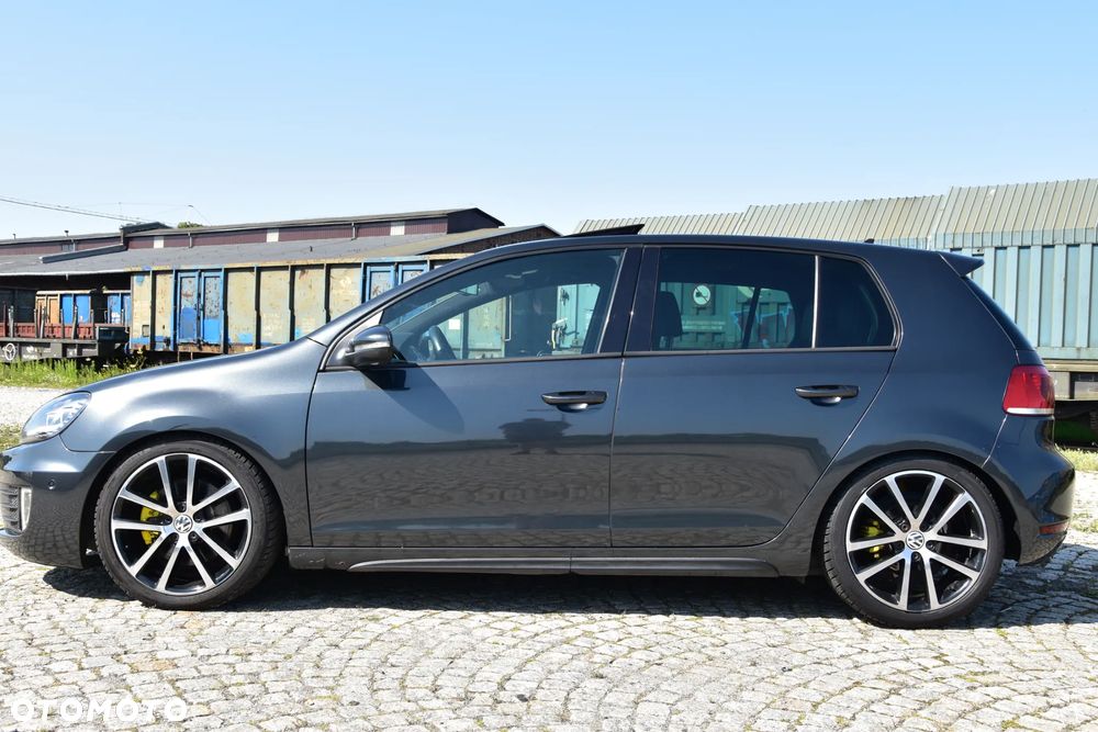 Volkswagen Golf - 3
