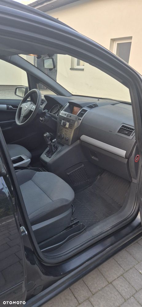 Opel Zafira 1.8 Cosmo - 7