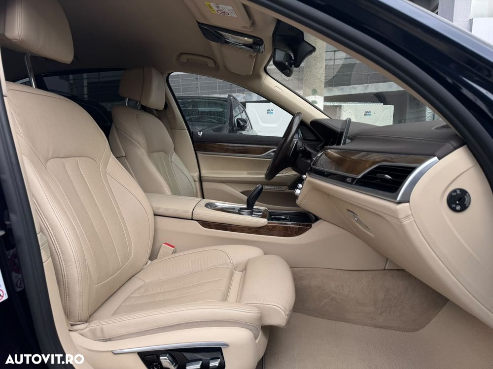 BMW Seria 7 740d xDrive - 15