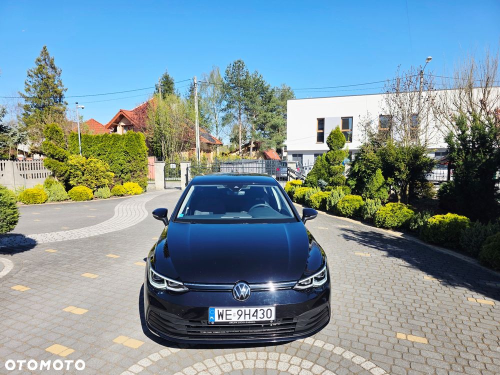 Volkswagen Golf 1.5 eTSI Life DSG - 2