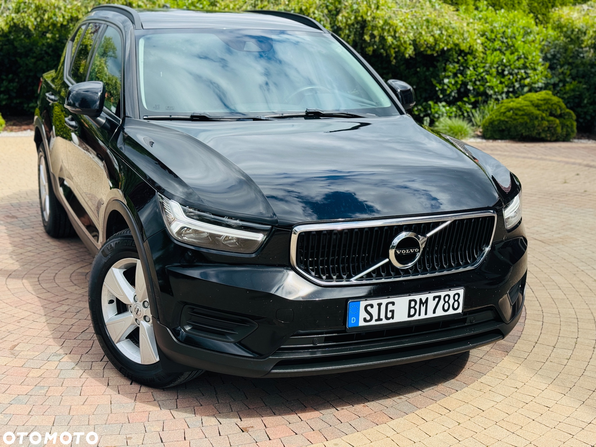 Volvo XC 40 D3 AWD Momentum Pro - 2