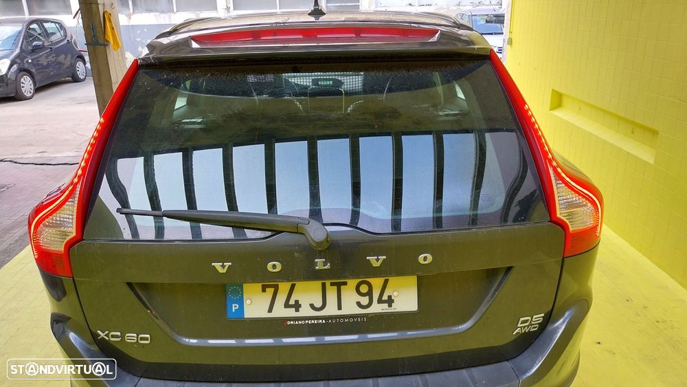 Volvo XC 60 D5 Momentum - 22