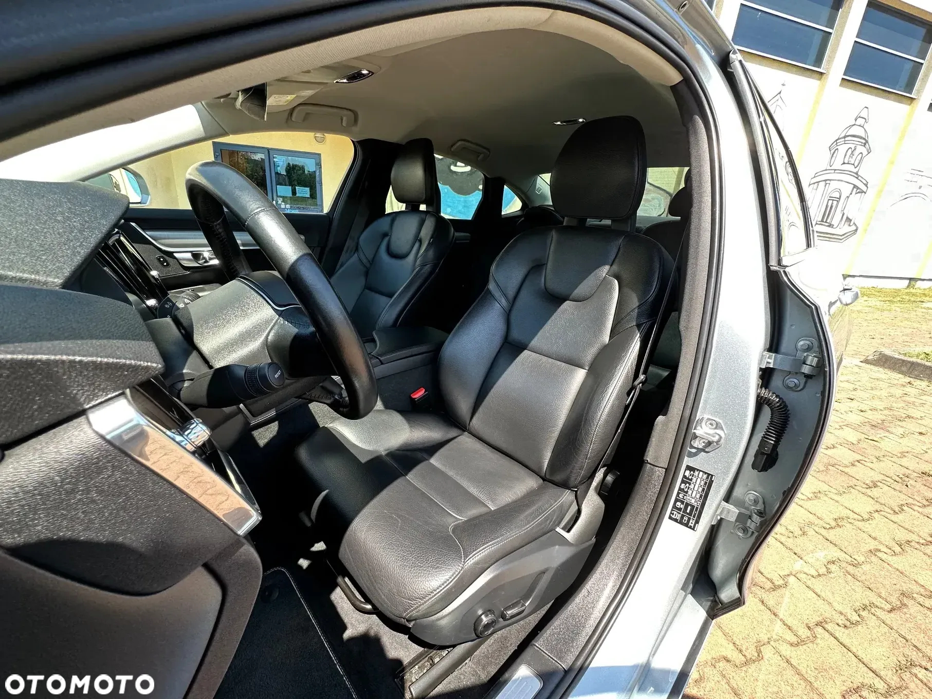 Volvo S90 D4 Geartronic Momentum Pro - 27