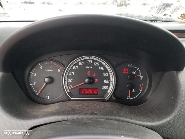 Peças Suzuki Swift GL 2006 - 7