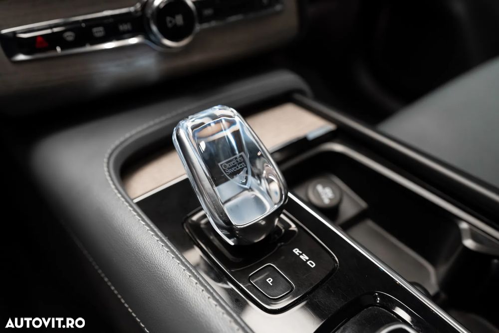Volvo XC 90 B5 MHEV AWD 5 locuri R-Design - 31