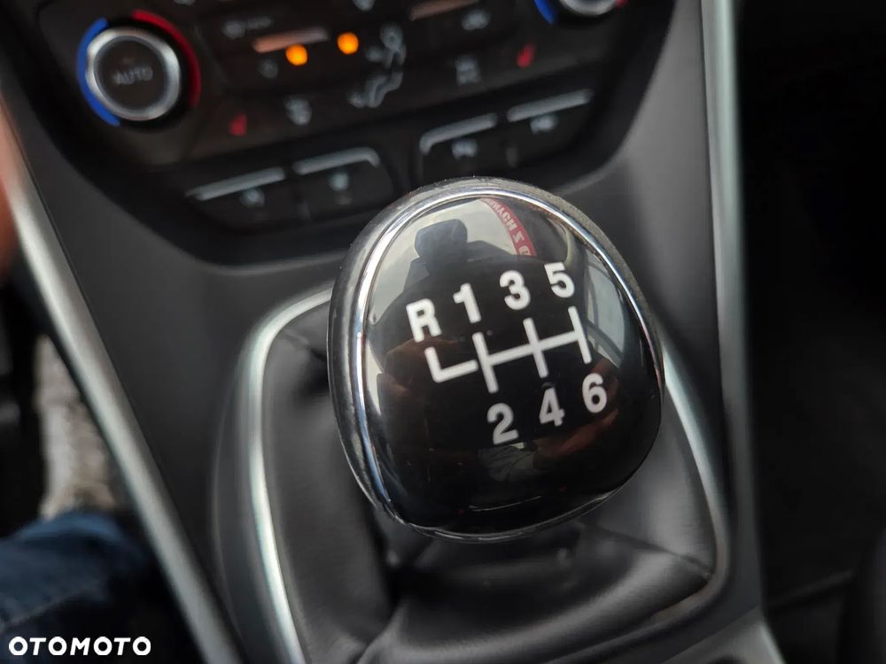 Ford Kuga 1.5 EcoBoost FWD Edition ASS MMT6 - 27