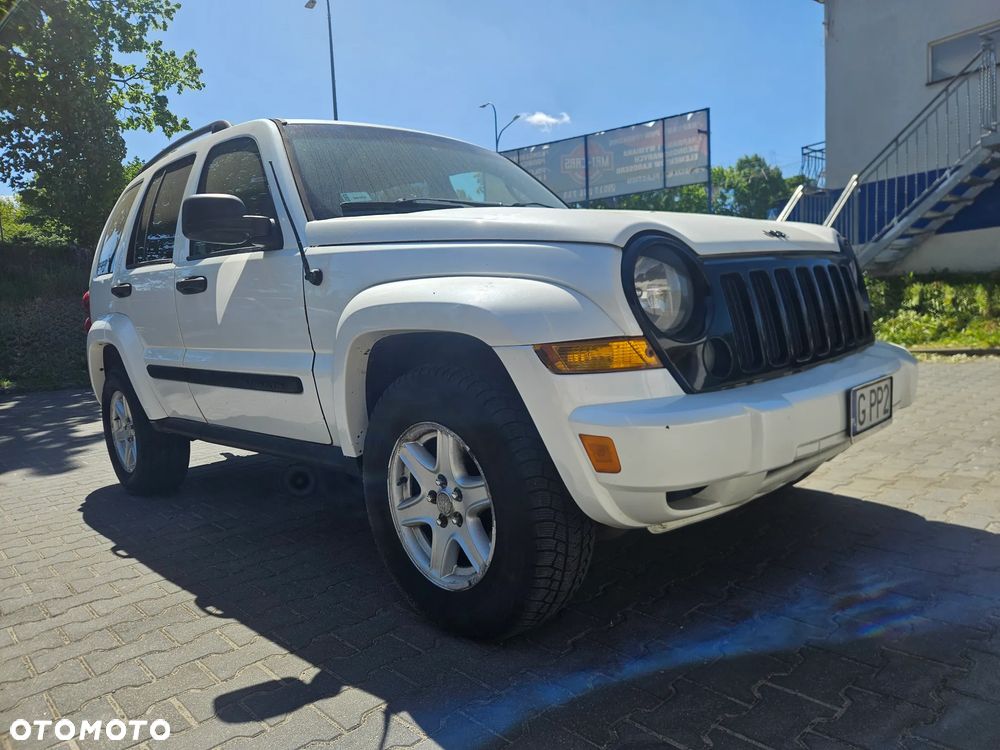 Jeep Liberty 2.8 CRD 4x4 - 4