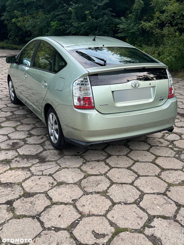Toyota Prius 1.5 VVT-i Prestige - 9