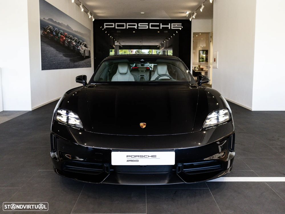 Porsche Taycan Sport Turismo - 4