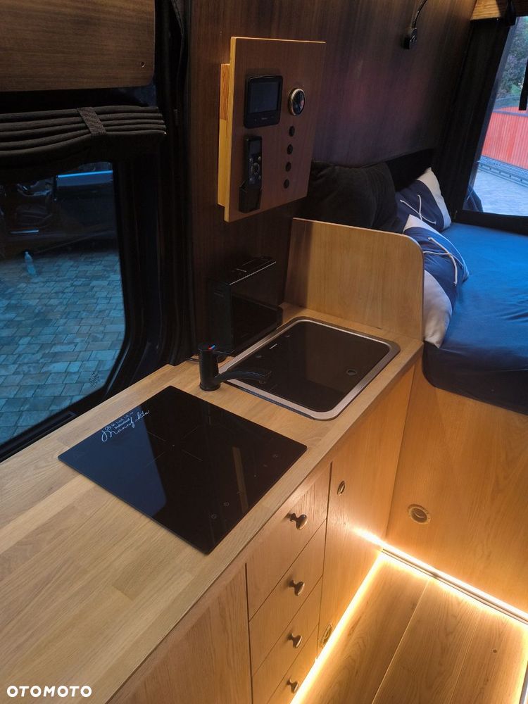 Mercedes-Benz Sprinter 4x4 - 16