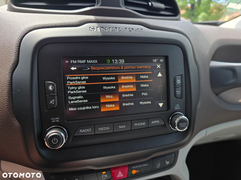 Jeep Renegade 1.4 MultiAir DSG Limited - 26