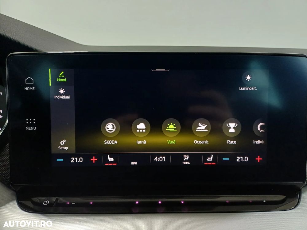 Skoda Octavia 2.0 TDI DSG Style - 26