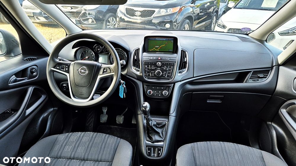 Opel Zafira Tourer 1.4 Turbo Business Edition - 34