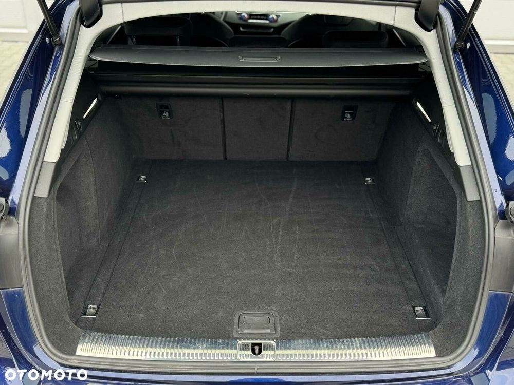 Audi A4 Avant - 30