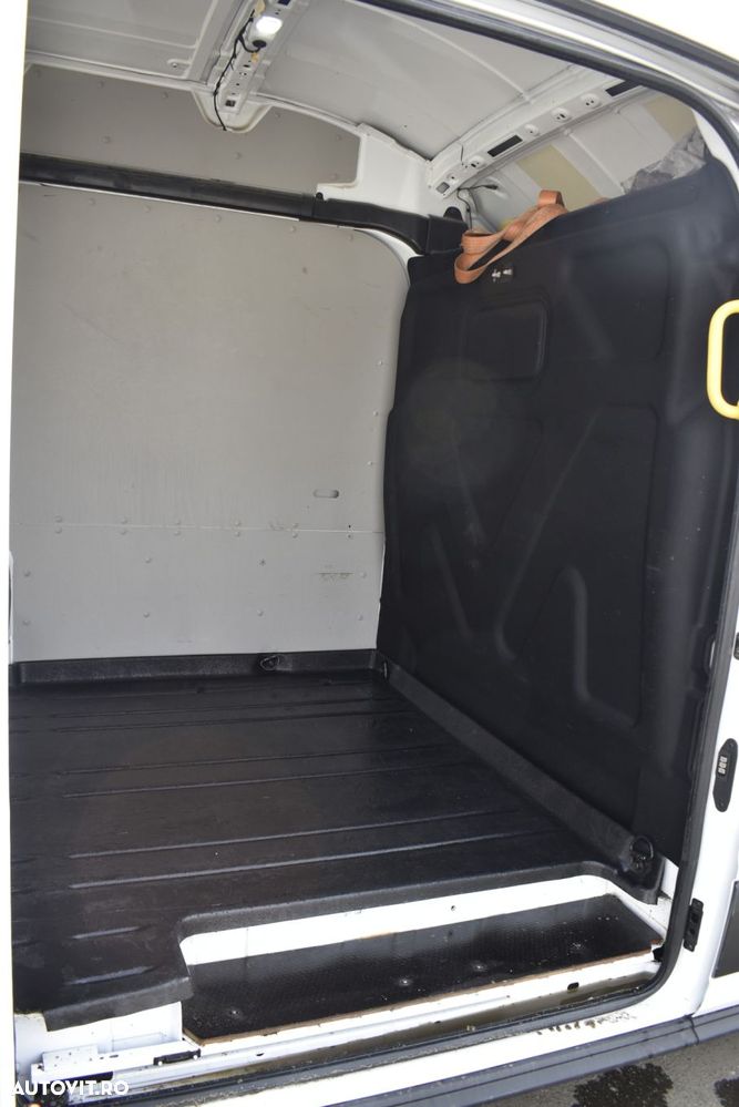 Ford Transit - 15