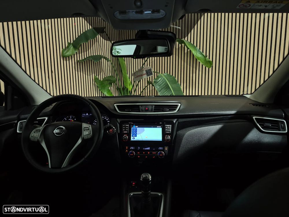 Nissan Qashqai 1.6 dCi Tekna Premium 17 Pele S P.Preta - 14