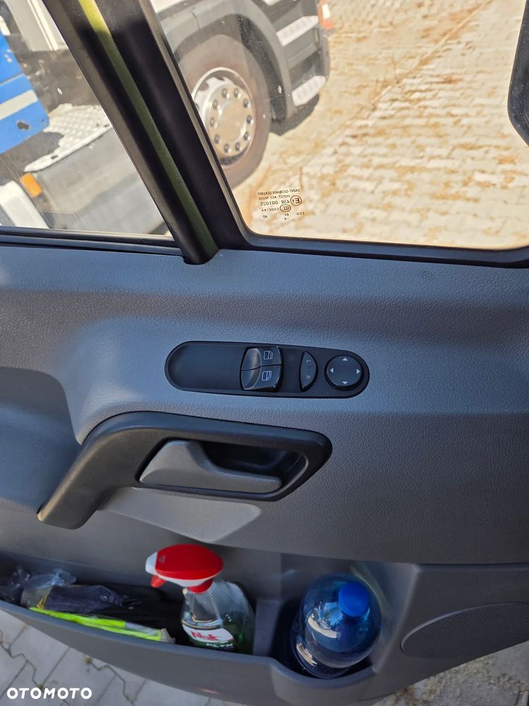 Mercedes-Benz Sprinter 316 - 8