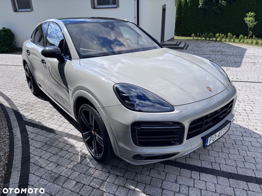 Porsche Cayenne - 2