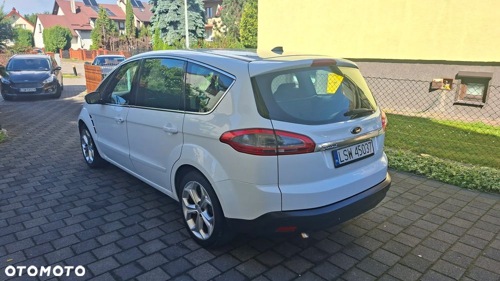 Ford S-Max 2.0 TDCi DPF Titanium - 3