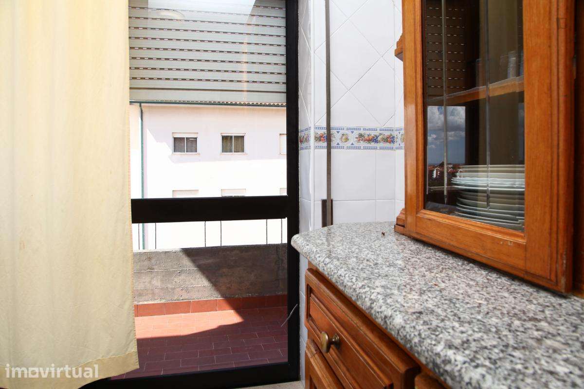 Quarto - localizado em Olivais Coimbra - Grande imagem: 4/40