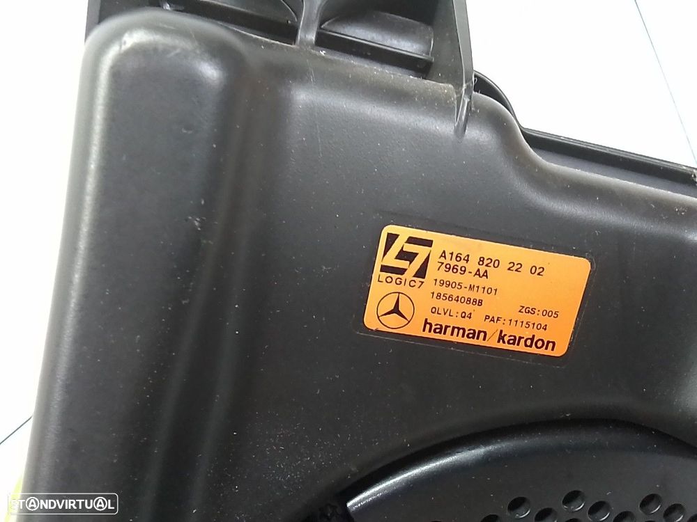 Altifalantes Mercedes-Benz M-Class (W164) - 2