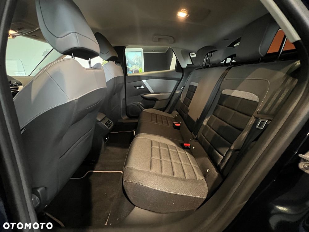 Citroën C4 1.2 mHEV Max eDCT6 - 12