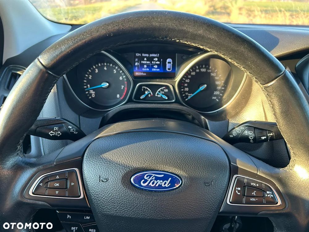Ford Focus - 12