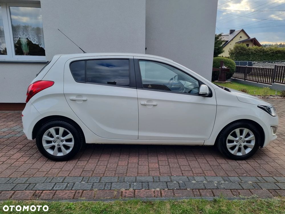 Hyundai i20 1.4 Style EU5 - 16