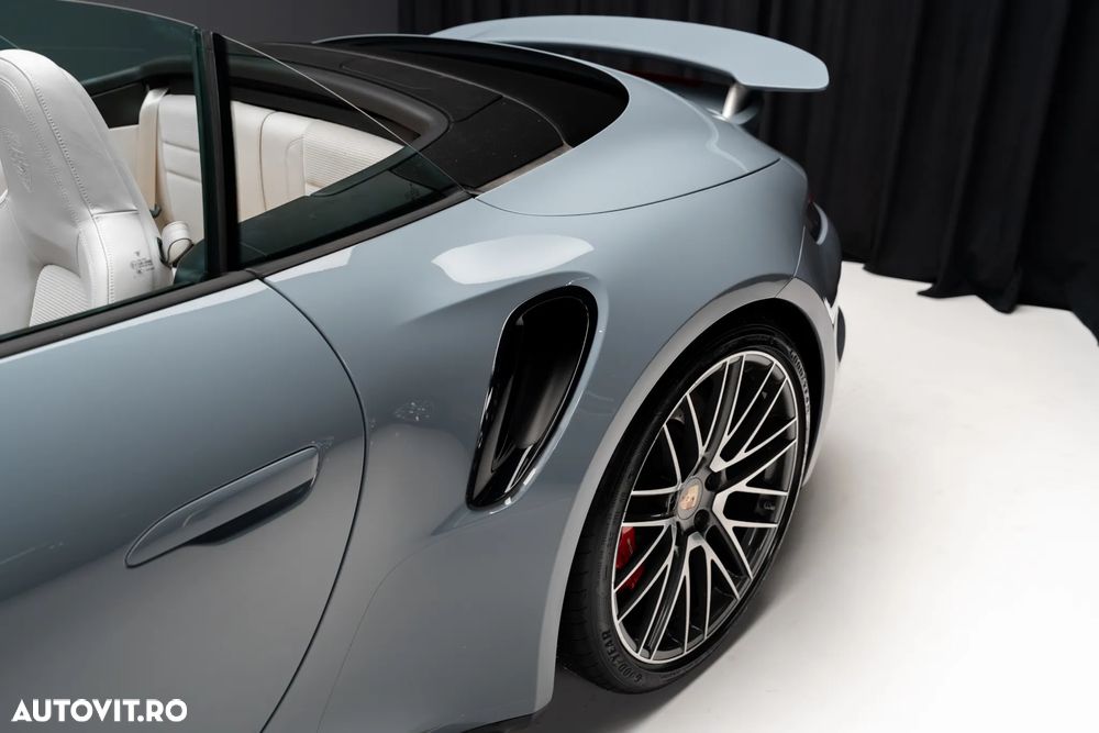 Porsche 911 Turbo PDK - 15