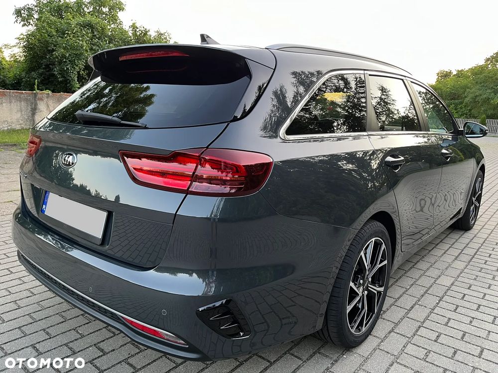 Kia Ceed 1.6 CRDi SCR L Business Line Plus - 13