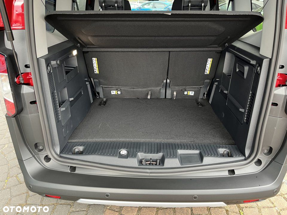 Ford Tourneo Courier - 20