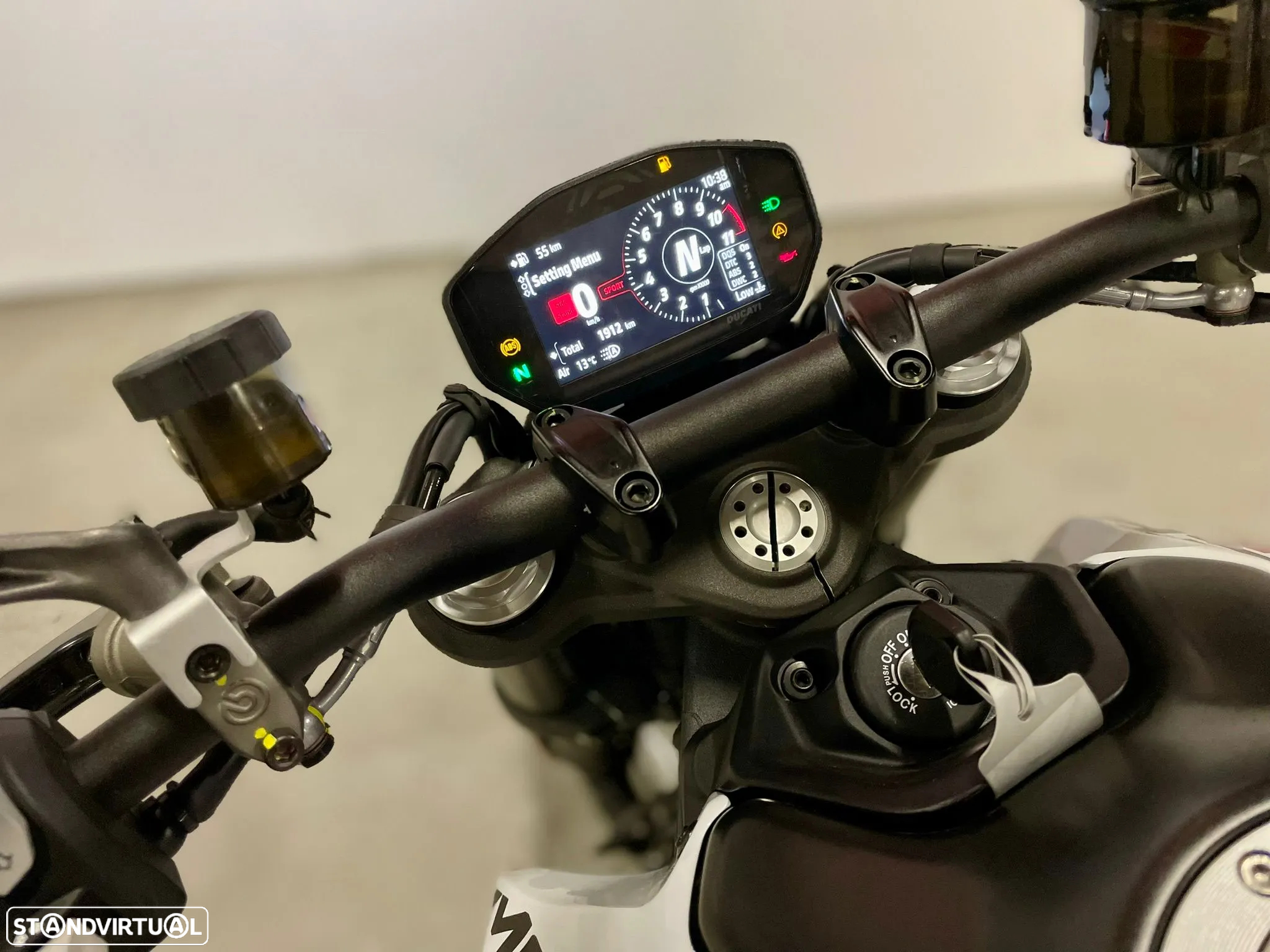 Ducati Monster - 11