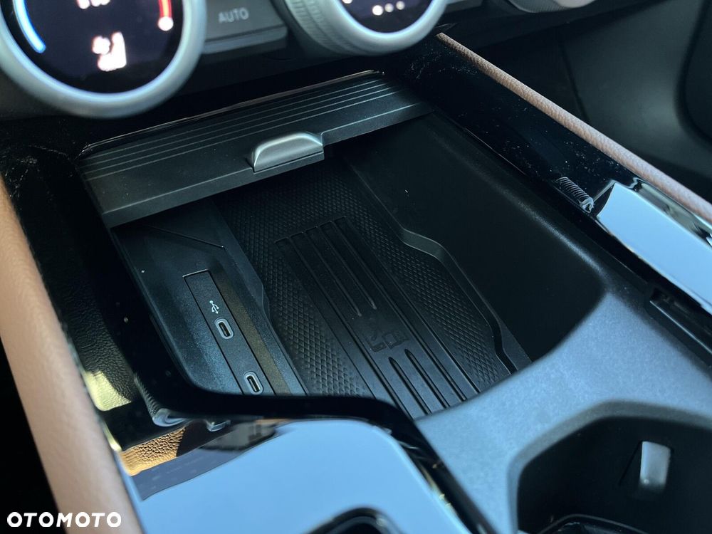 Skoda Superb 2.0 TSI 4x4 L&K DSG - 37