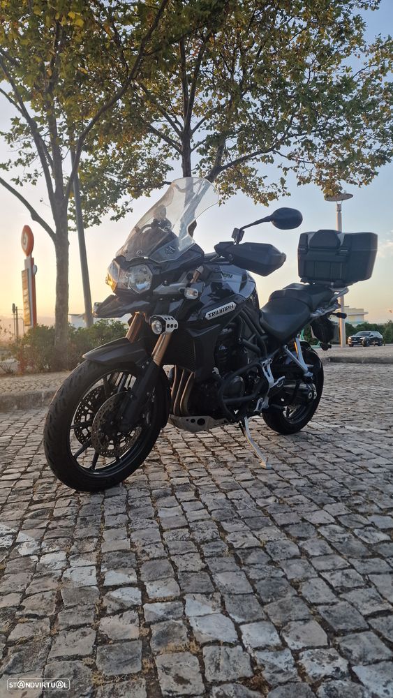 Triumph Tiger Explorer - 2
