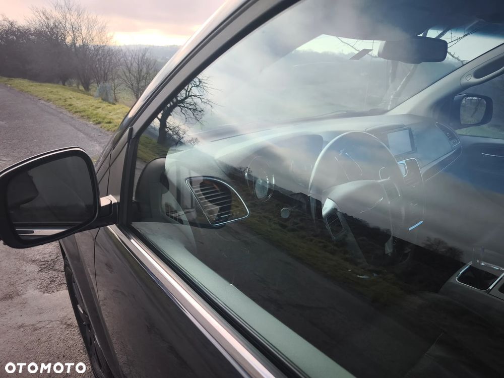 Chrysler Town & Country ver-3-6-limited - 6