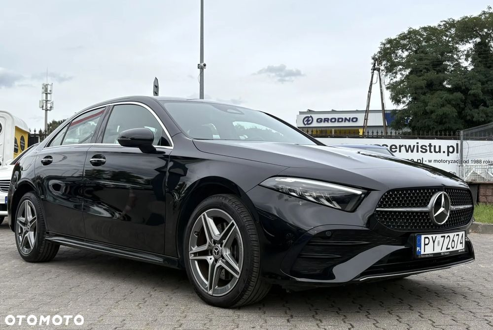 Mercedes-Benz Klasa A 250 e PHEV AMG Line 8G-DCT - 3