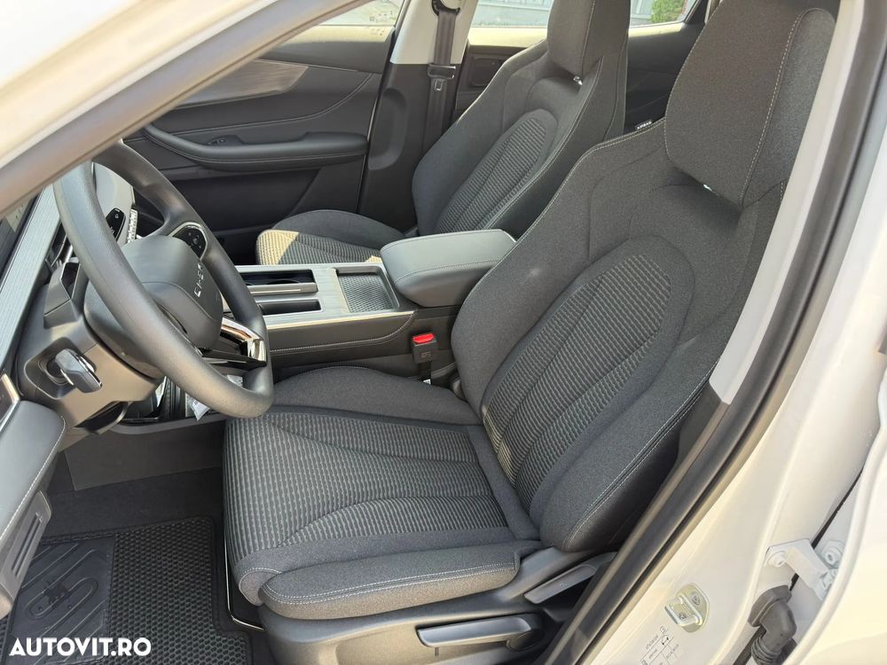 Chery Tiggo 4 1.5 TGDI DHT HEV Comfort - 9