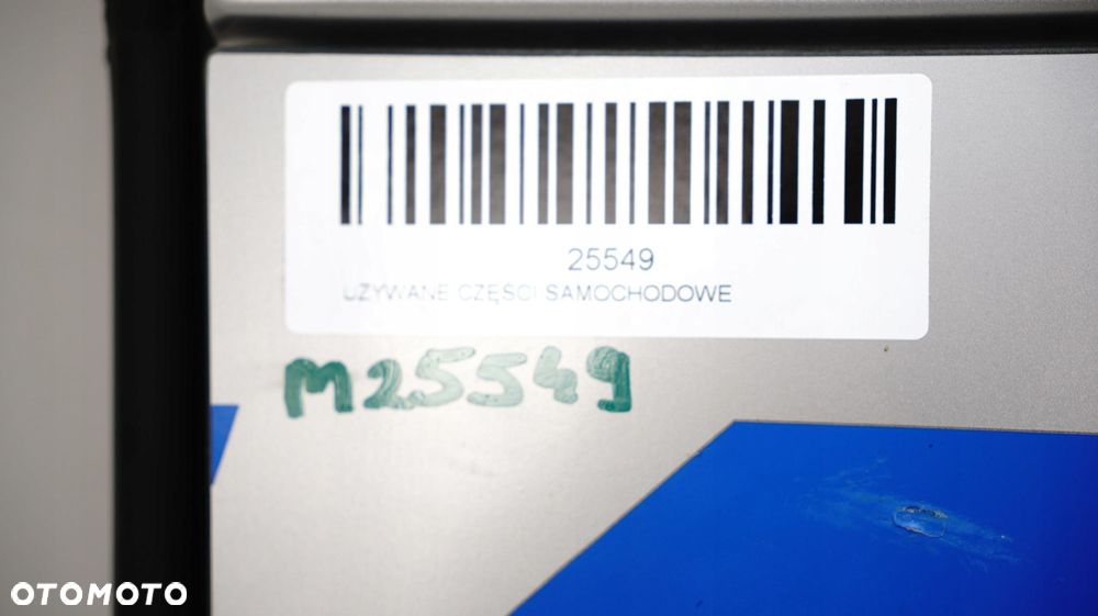 DRZWI PRAWY TYŁ VW CADDY 10-15R LA7W - 11