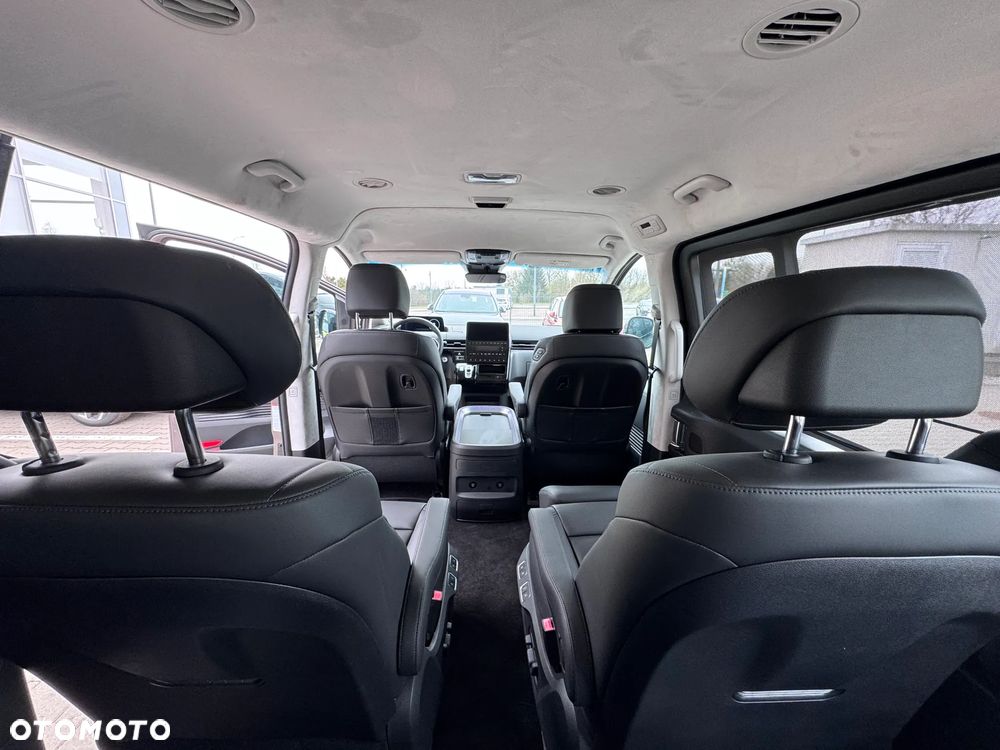 Hyundai Staria 1.6 T-GDI HEV Luxury - 21