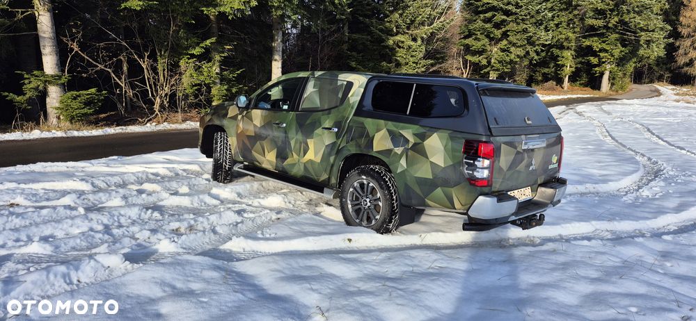 Mitsubishi L200 2.2 d DC Instyle Plus - 9