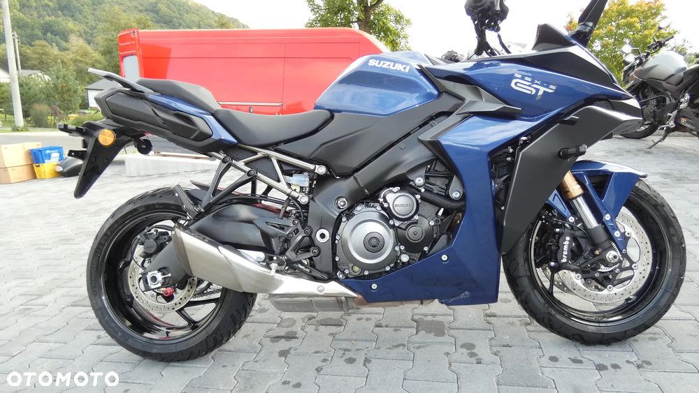 Suzuki GSX - 1