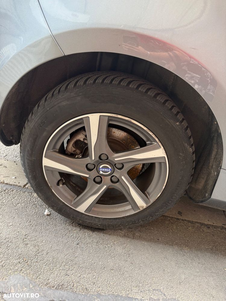 Volvo V40 D2 RDesign - 16