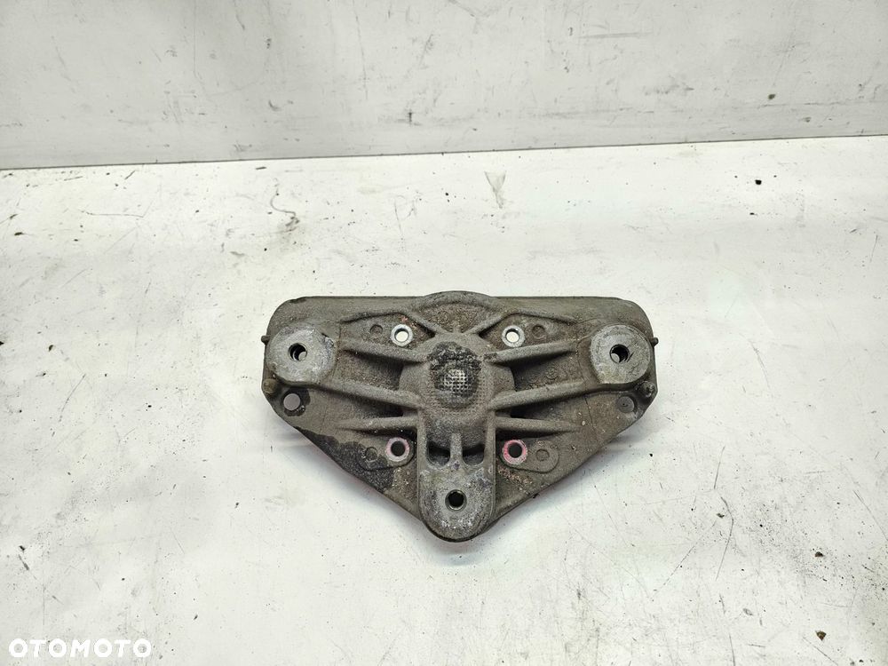 ŁAPA PODPORA BELKI SKRZYNI BIEGÓW AUDI Q7 4L 3.0 TDI 7L6399649D - 1