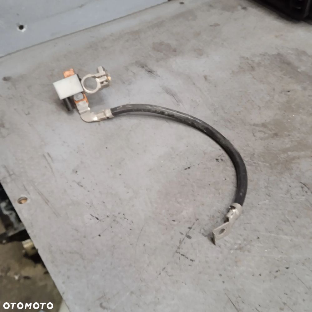 Klema masowa minus BMW F20 - 1