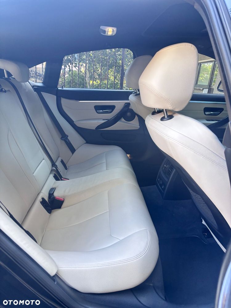 BMW Seria 4 435i xDrive M Sport - 9