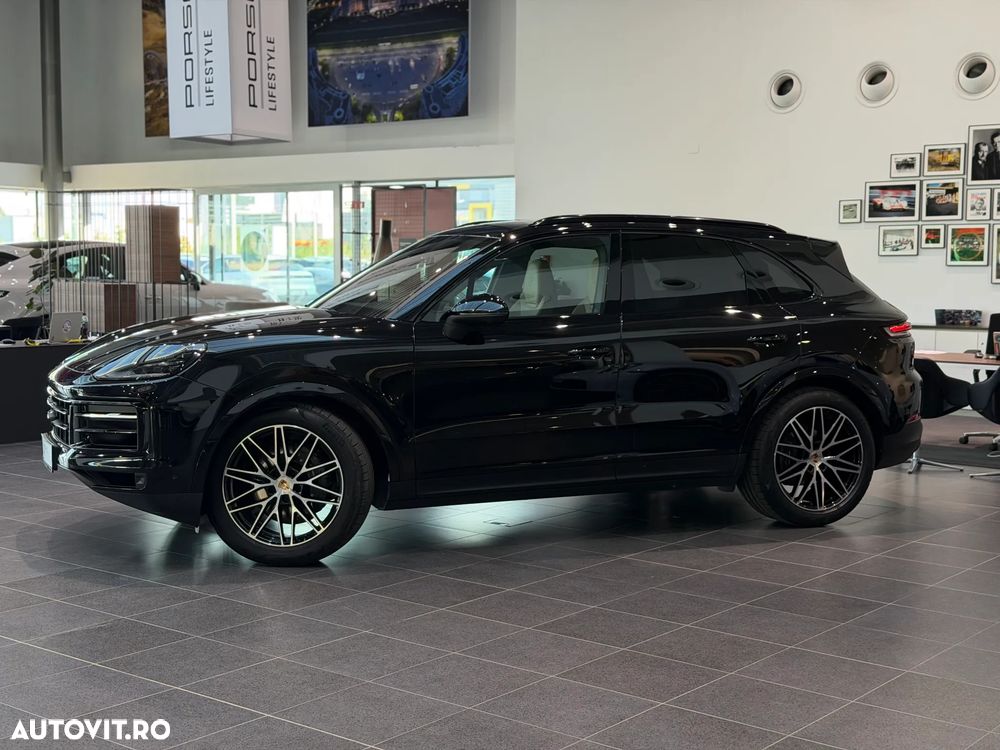Porsche Cayenne Standard - 2