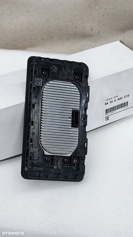 Ładowarka indukcyjna telefonu tunela środkowego BMW - 3