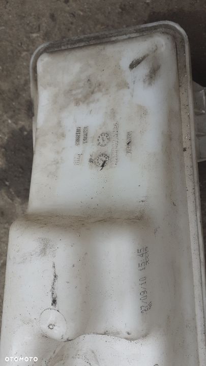 Zbiornik płynu spryskiwaczy opel Meriva - 3