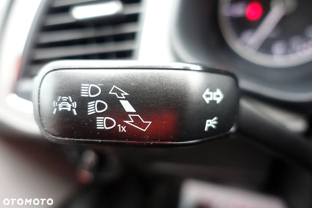 Seat Leon Sportstourer 2.0 TDI Start&Stop 4Drive DSG X-Perience - 29