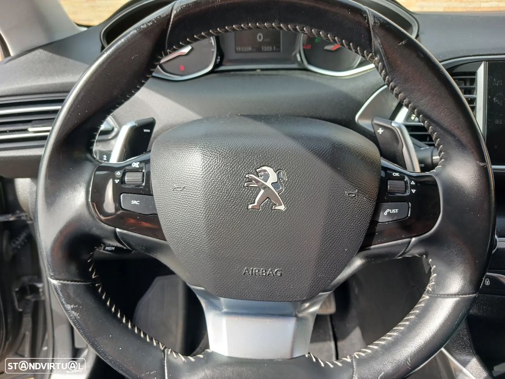 Peugeot 308 1.5 BlueHDi Style J17 EAT8 - 9